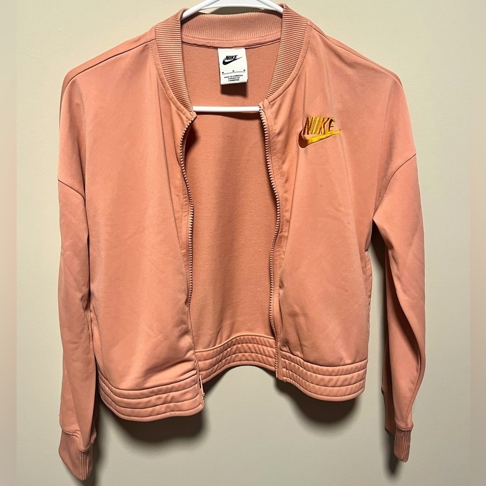 Girls Nike zip up crop jacket size medium